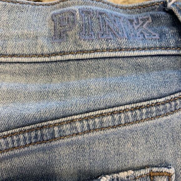 PINK Victoria’s Secret Jean Shorts Raw Hem Size 2 - Picture 6 of 9